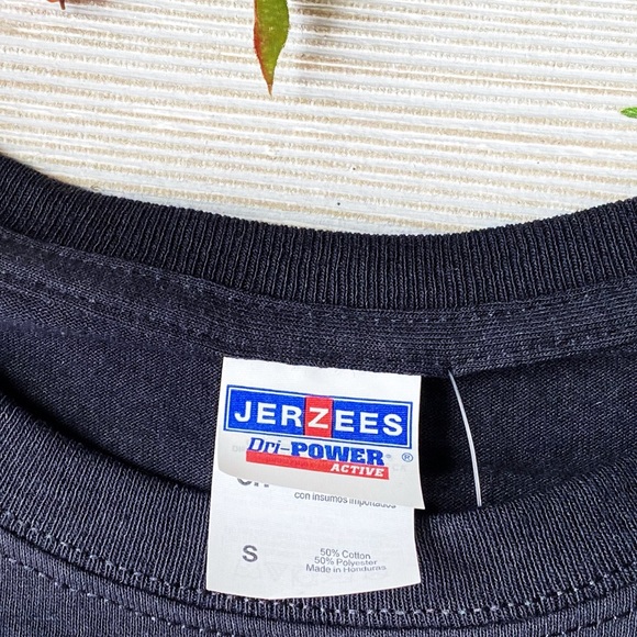 🔴 5/$45 SALE 🔴 BOUTIQUE | Soccer Mom Graphic T-shirt - Picture 5 of 6